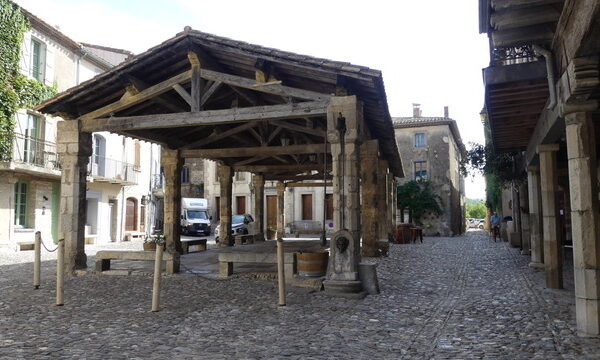 2-8 LAGRASSE Place de l'Ancoule