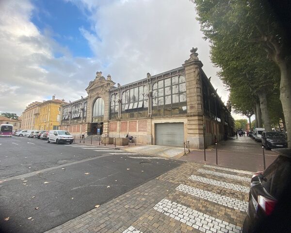 5-9 NARBONNE la Halle